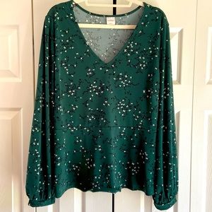 Stitch Fix emerald green long sleeve top